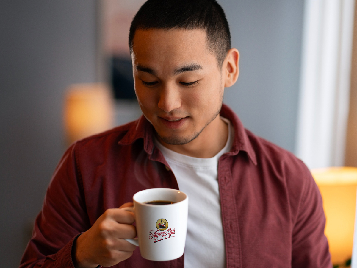Ada Alasan Kenapa Menikmati Kopi Sering Terasa Menenangkan